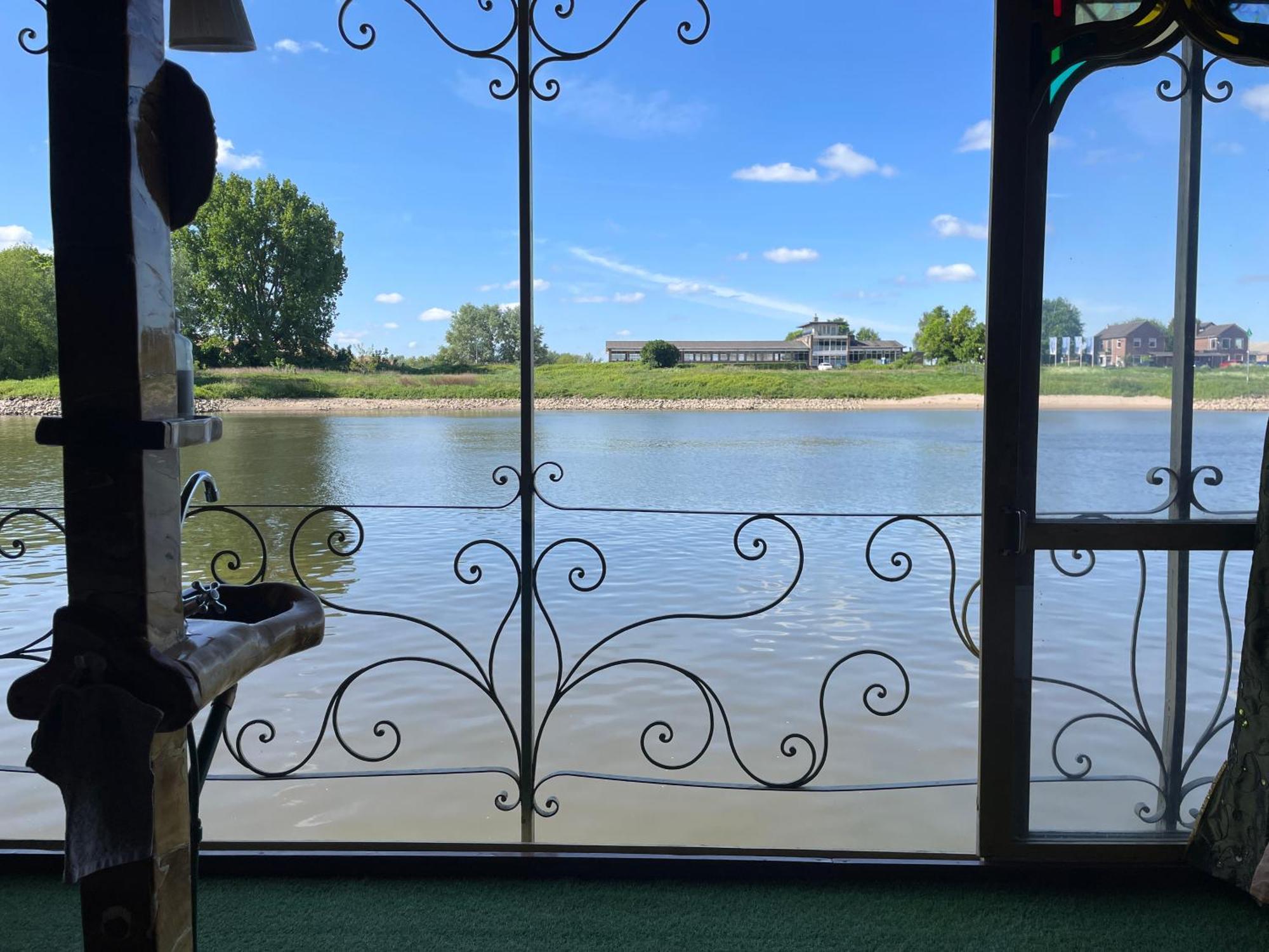 Drijfpaleis Hotell Arnhem Exteriör bild